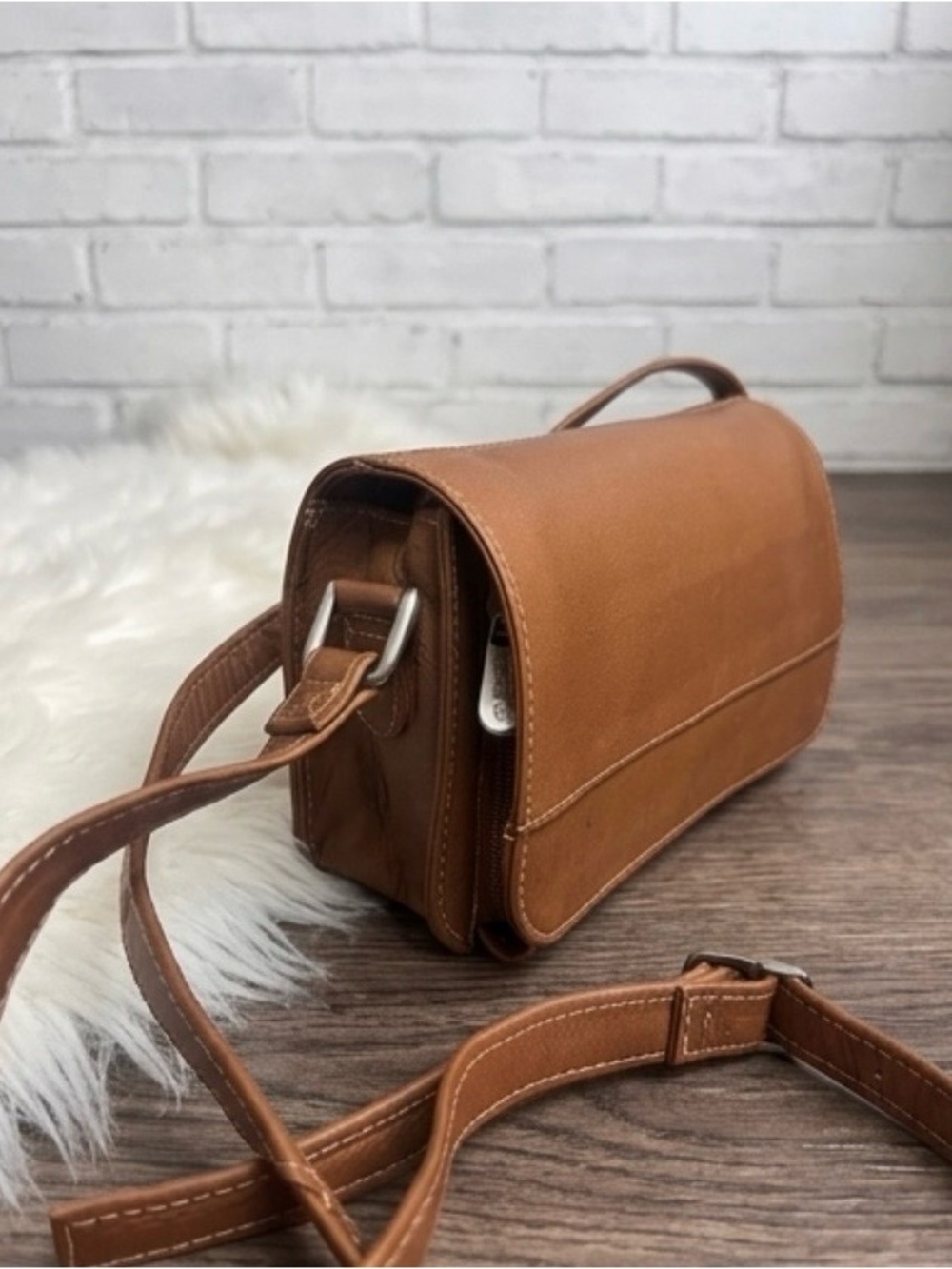 Piel Leather Vintage Crossbody Organizer Bag Saddle Brown Wallet Purse⁠ - Picture 3 of 9